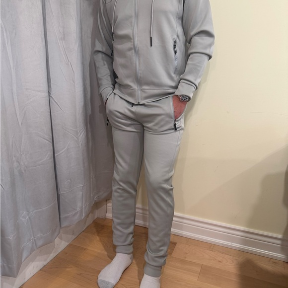Nike Gray Tracksuit Set - Picture 3 of 7